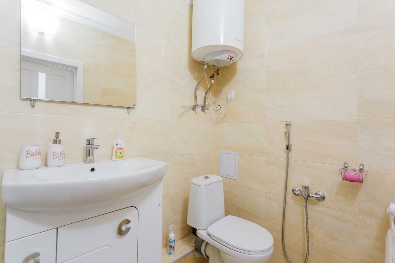 Business Class Apartment At Lomonosova Kiev Extérieur photo